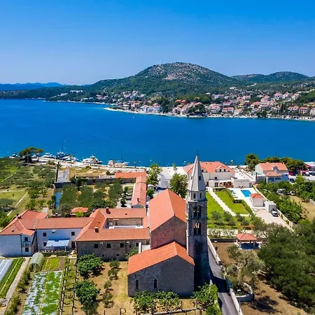 Guest house And With A Swimming Pool Slano, Dubrovnik - 2179 Slano